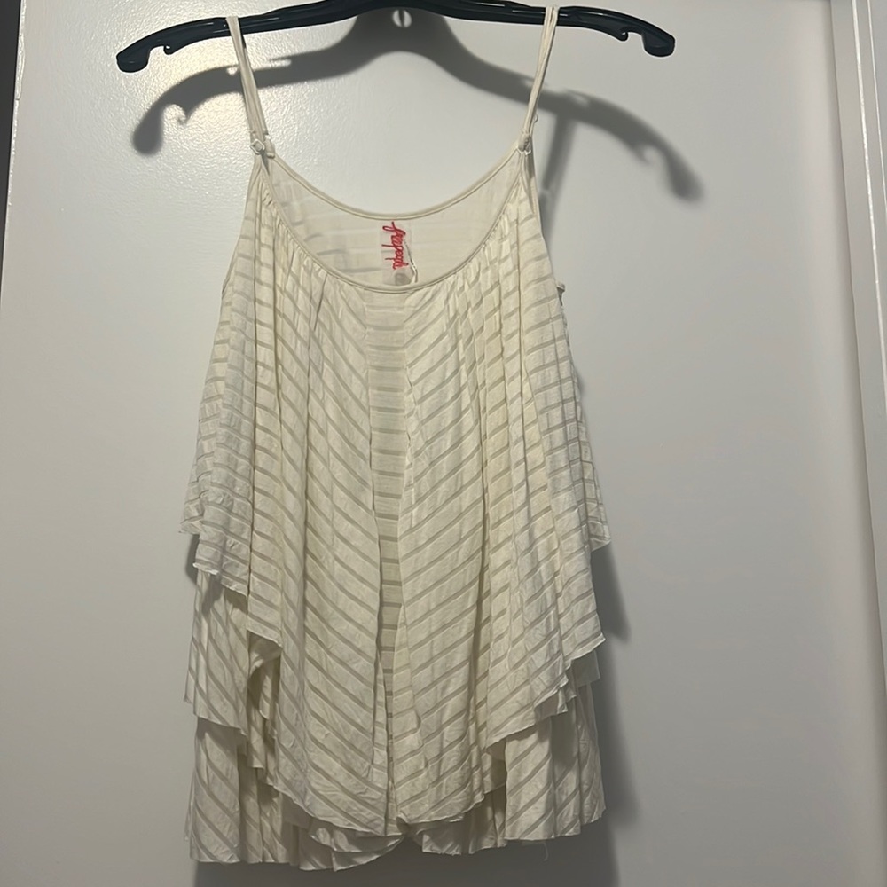 Free People adjustable straps flowy off-white top